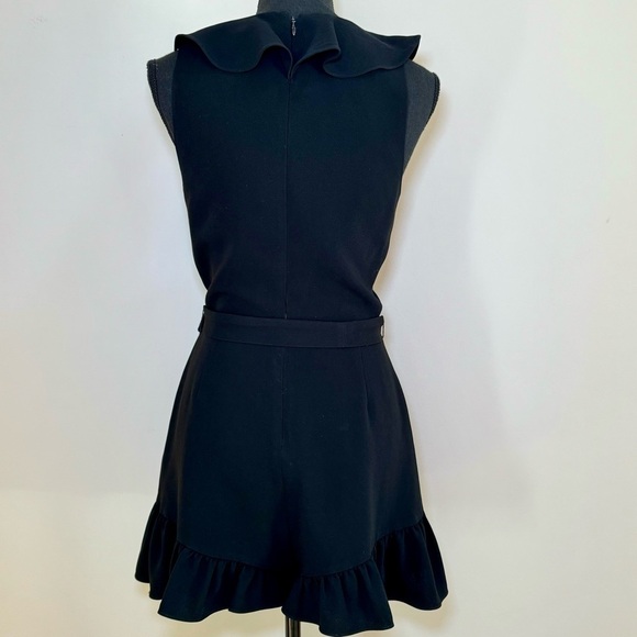 NWT Elizabeth and James Shenzie Black Sleeveless Romper Ruffle‎ v-neck Size 4 - Picture 6 of 9